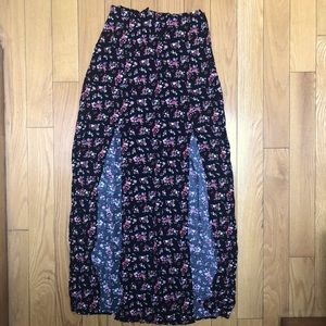*SOLD* Floral maxi skirt
